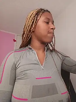 EvonyFoxxx online show from March 2026 10:38:01 PM