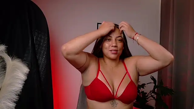 Zara Nova online show from April 2026 02:26:01 PM