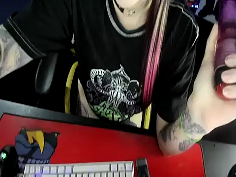 Yummy dark online show from November 2025 06:14:01 AM