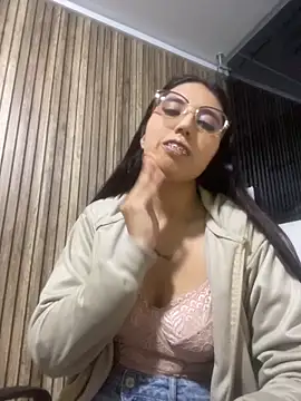 Valk submissive online show from February 2026 04:02:01 AM