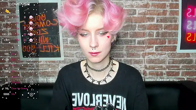 Angel Julles online show from January 2026 07:11:01 PM