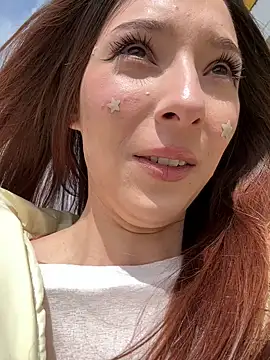 LilluKatten online show from April 2026 10:48:01 AM