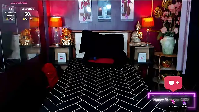 Plastique PATRICIA online show from February 2026 02:37:01 AM