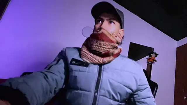 Snapshot of 3v1l chatting on February 2026 11:11:02 PM 3v1l online show from February 2026 11:11:02 PM