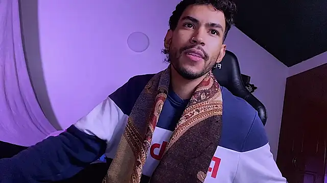 Snapshot of 3v1l chatting on February 2026 10:41:02 PM 3v1l online show from February 2026 10:41:02 PM