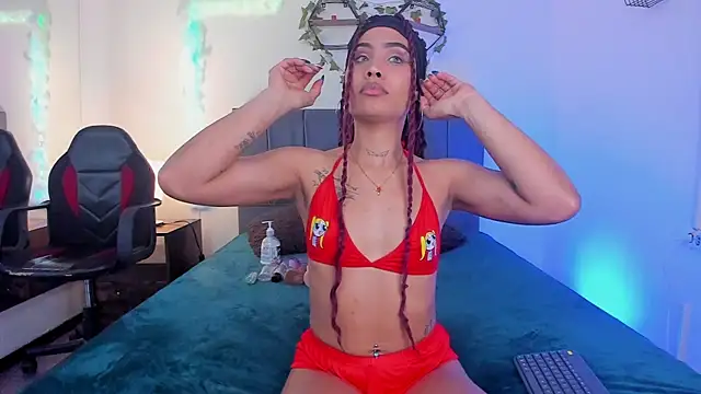 Lucerop  online show from February 2026 03:34:02 AM