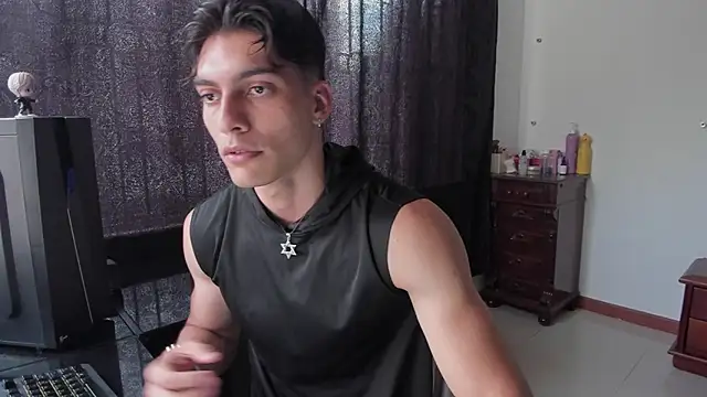 AlessioVitale online show from March 2026 09:58:01 PM