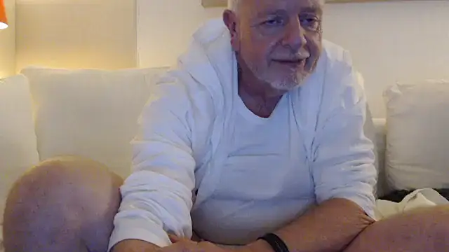 Snapshot of Dennislover007 chatting on November 2025 06:09:02 PM Dennislover007 online show from November 2025 06:09:02 PM