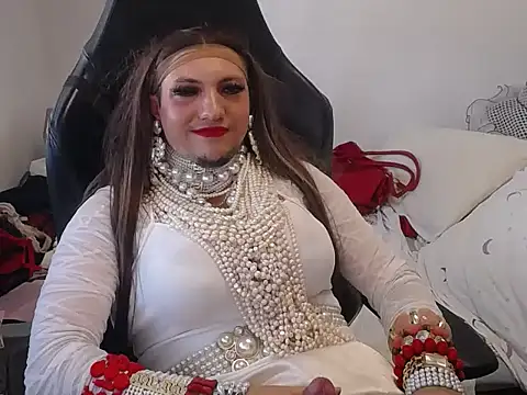 VanesaCrossic online show from June 2026 10:52:02 AM