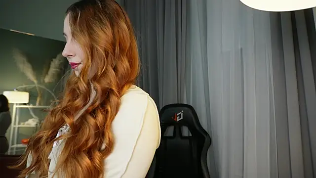 Cherry Flame  online show from November 2025 09:04:01 PM