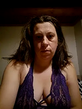 Snapshot of roussechaudasse chatting on November 2025 08:21:02 PM roussechaudasse online show from November 2025 08:21:02 PM