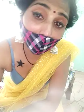 Snapshot of Divine_Lustt chatting on February 2026 10:03:02 AM Divine Lustt online show from February 2026 10:03:02 AM