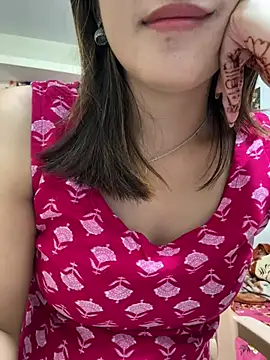 maira 33 online show from July 2026 07:33:02 AM