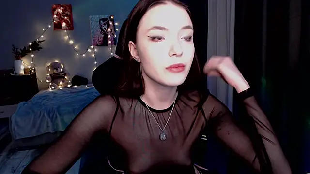 dolll maiya online show from February 2026 06:33:02 PM