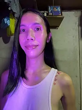 bellaUtops online show from April 2026 01:34:01 PM