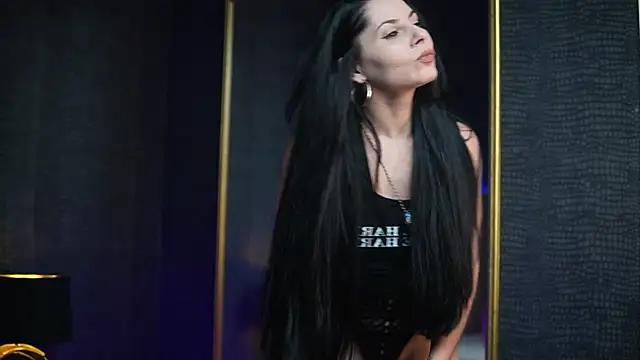 GiaEasyIce online show from November 2025 08:22:02 PM