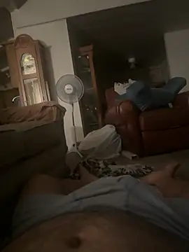 jayrr31 online show from November 2025 12:29:02 PM