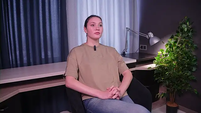 Snapshot of RubyZadroga chatting on November 2025 03:17:01 AM RubyZadroga online show from November 2025 03:17:01 AM