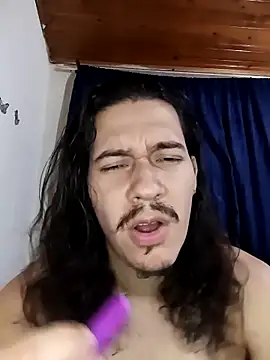 Snapshot of OnixAgata0 chatting on November 2025 10:42:02 PM OnixAgata0 online show from November 2025 10:42:02 PM