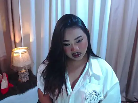 XxgiganticoliviacummerxX online show from April 2026 02:31:01 PM