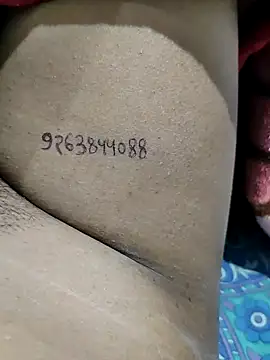 Snapshot of mahikumari878 chatting on November 2025 07:57:02 PM mahikumari878 online show from November 2025 07:57:02 PM