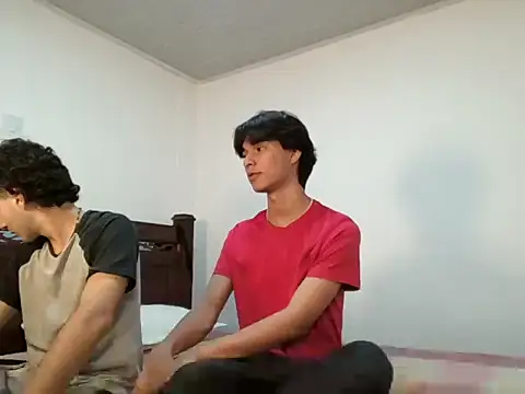 Raven Eclipse online show from November 2025 06:41:02 PM