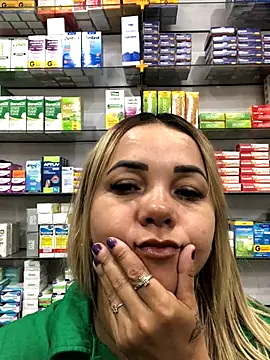 Snapshot of imoly_ chatting on November 2025 12:26:01 PM imoly online show from November 2025 12:26:01 PM