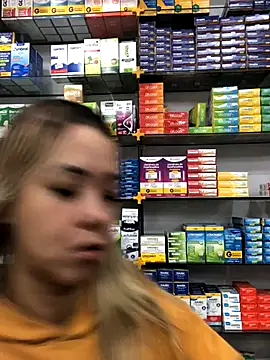 Snapshot of imoly_ chatting on November 2025 11:54:01 AM imoly online show from November 2025 11:54:01 AM