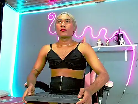 Snapshot of yara_69 chatting on November 2025 07:13:02 PM yara 69 online show from November 2025 07:13:02 PM