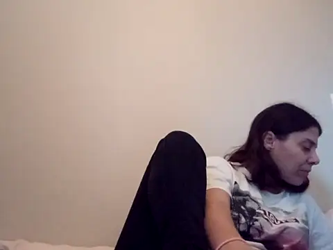 hotnathy69 online show from December 2025 08:18:01 AM