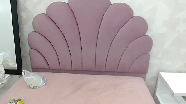 horny bri  online show from November 2025 01:47:02 PM