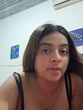 Snapshot of dulce_lian chatting on November 2025 08:19:02 PM dulce lian online show from November 2025 08:19:02 PM