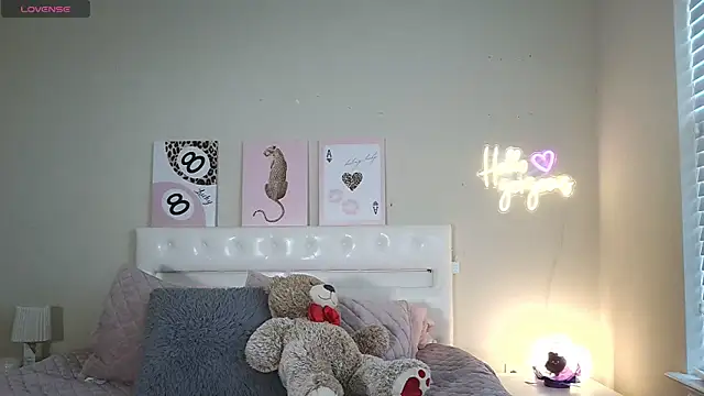 Snapshot of Perlafit1 chatting on November 2025 09:59:01 PM Perlafit1 online show from November 2025 09:59:01 PM