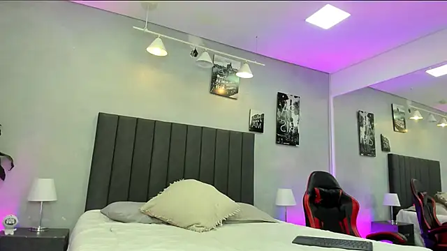 kendra london online show from February 2026 11:21:01 AM