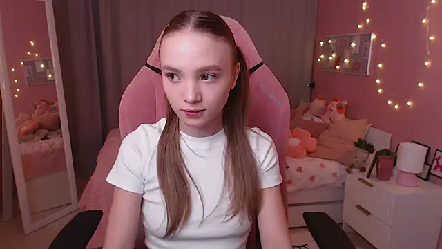 Adria Arjona online show from January 2026 07:36:02 AM