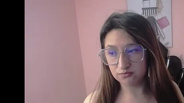 Snapshot of Karlieth chatting on November 2025 09:11:01 AM Karlieth online show from November 2025 09:11:01 AM