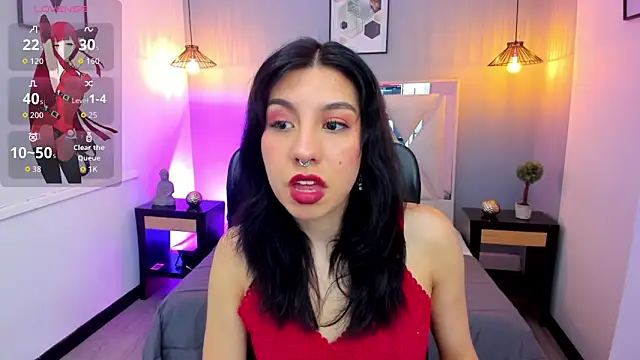 zoe-moreau online show from April 2026 07:43:01 PM