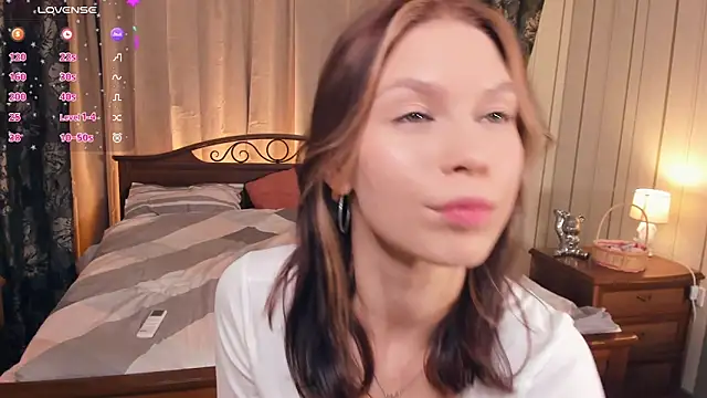 EvaStar1ight online show from November 2025 08:01:01 PM