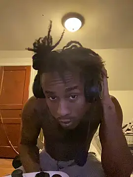 Snapshot of youngbull_dada chatting on February 2026 05:33:01 PM youngbull dada online show from February 2026 05:33:01 PM