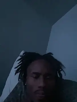 Snapshot of youngbull_dada chatting on February 2026 01:11:01 AM youngbull dada online show from February 2026 01:11:01 AM