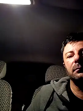 BeppeCansado online show from December 2025 05:08:02 PM