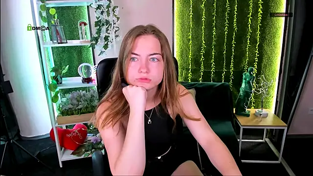 Snapshot of baby_hotte chatting on June 2026 05:45:01 AM baby hotte online show from June 2026 05:45:01 AM