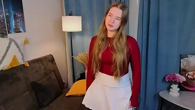 MowasaBritten online show from December 2025 02:55:01 PM