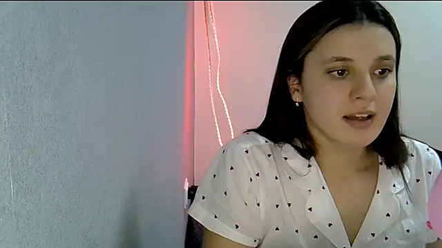 KiraHoney online show from February 2026 09:55:02 PM