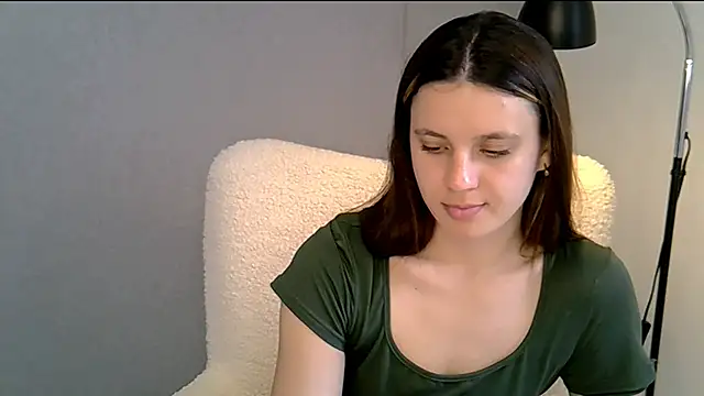 Snapshot of KiraHoney chatting on May 2026 11:26:01 AM KiraHoney online show from May 2026 11:26:01 AM