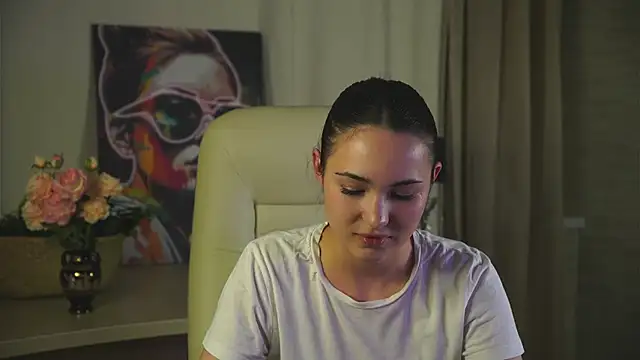 Snapshot of LeenaPuita chatting on November 2025 12:48:01 PM LeenaPuita online show from November 2025 12:48:01 PM