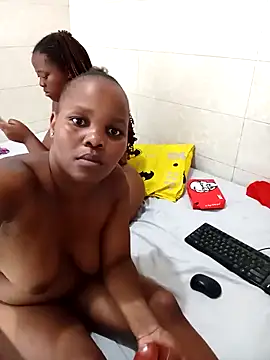 sexyspicy1804 online show from November 2025 01:56:02 PM