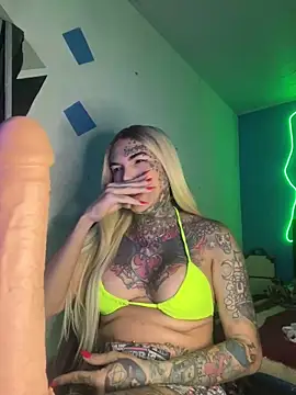 euscarlethotgirl online show from November 2025 08:58:01 PM