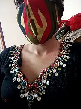 Snapshot of Tamil_White_Rose chatting on January 2026 09:57:01 AM Tamil White Rose online show from January 2026 09:57:01 AM