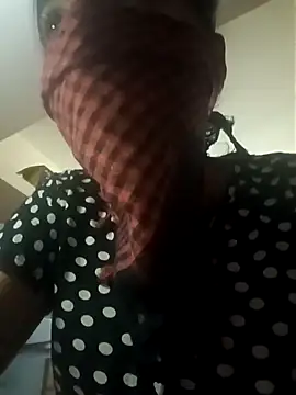 Snapshot of Tamil_White_Rose chatting on March 2026 06:03:01 PM Tamil White Rose online show from March 2026 06:03:01 PM